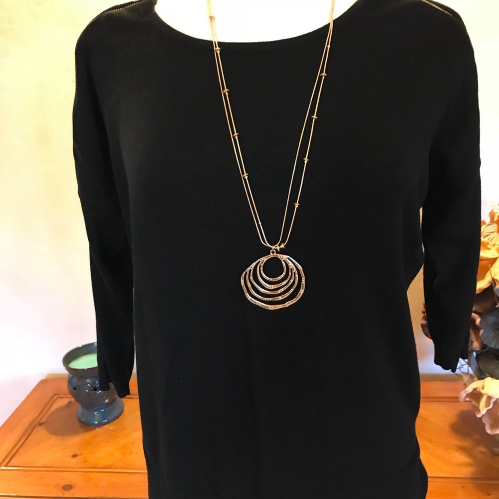 Roz & Ali sweater - gold zipper detail on sleeves